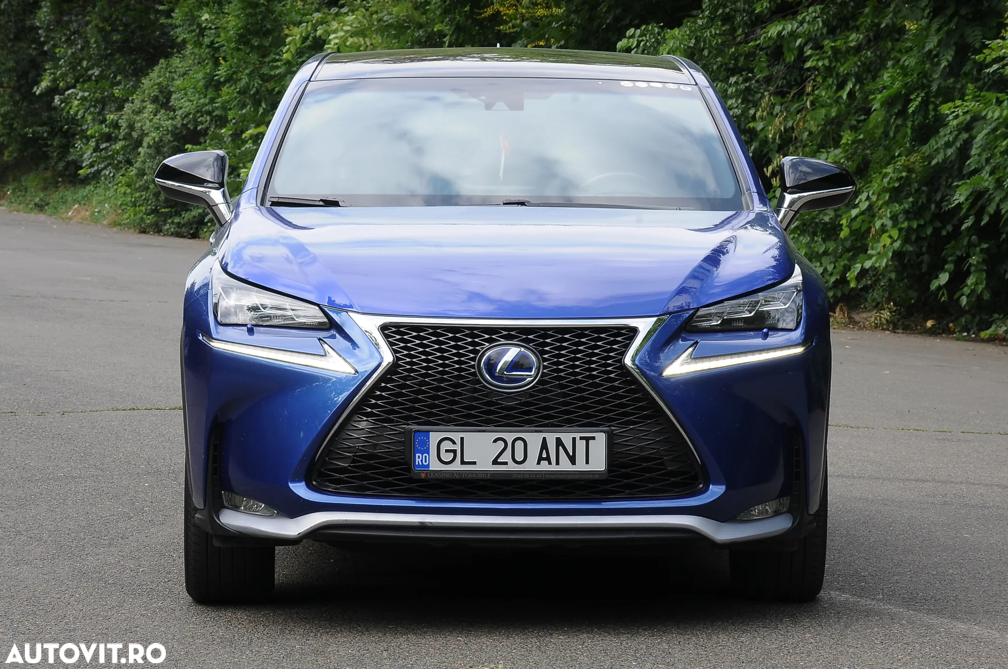 Lexus Seria NX 300h F Sport - 28