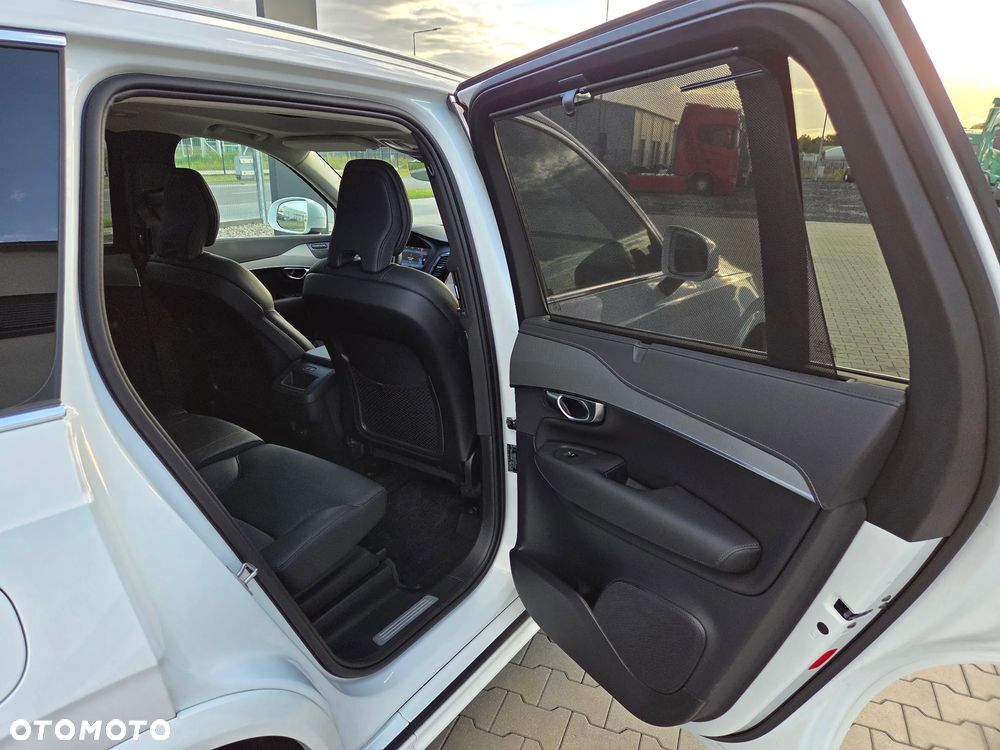 Volvo XC 90 B5 D AWD Plus Bright - 11