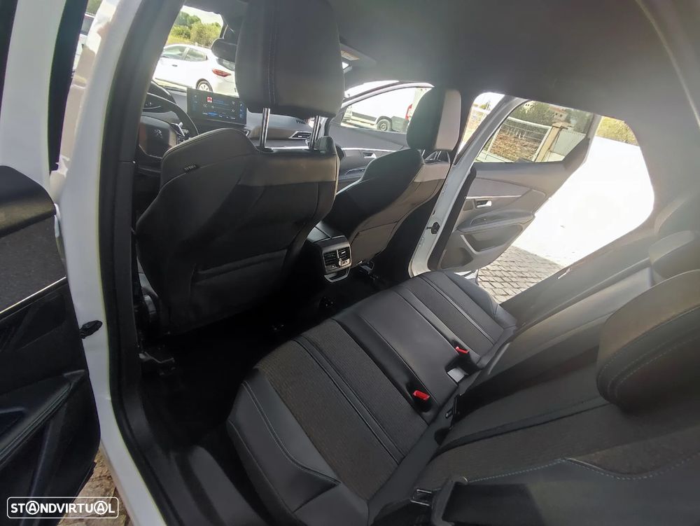 Peugeot 3008 BlueHDi 130 Stop & Start EAT8 Active Business-Pack - 26