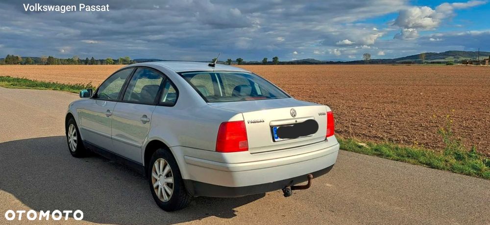 Volkswagen Passat - 5