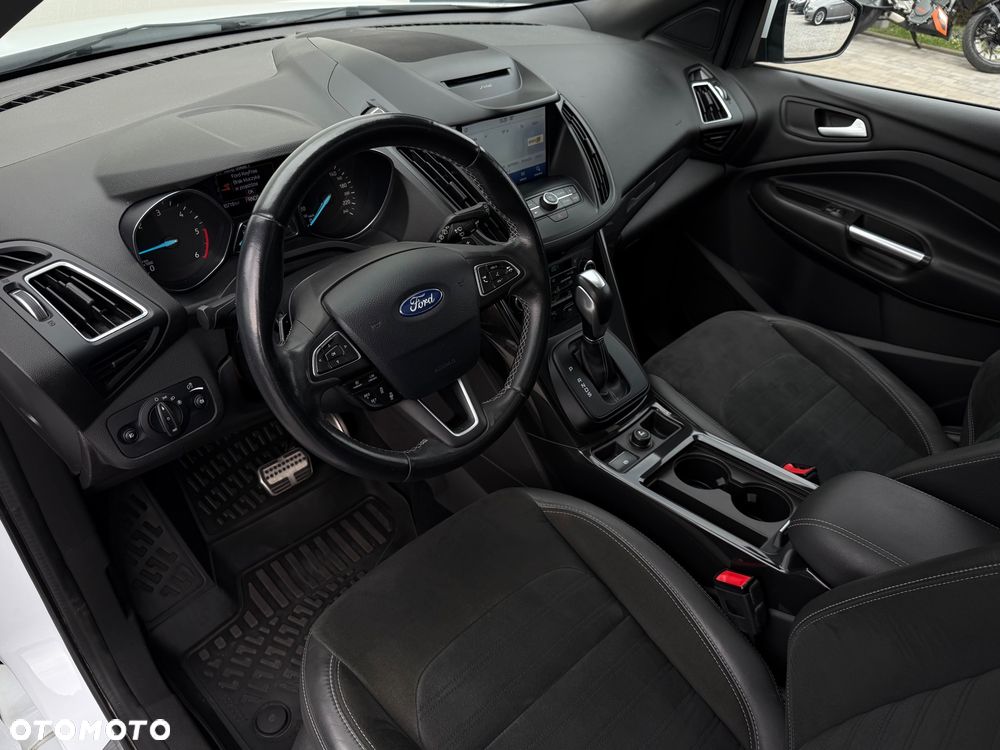 Ford Kuga 2.0 TDCi 4x4 ST-Line - 13