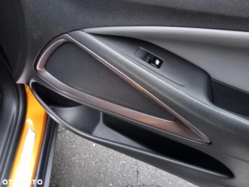 Opel Crossland X - 7