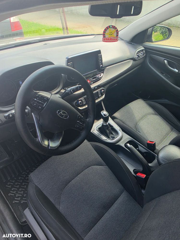 Hyundai i30 1.5 110CP M/T Comfort - 8
