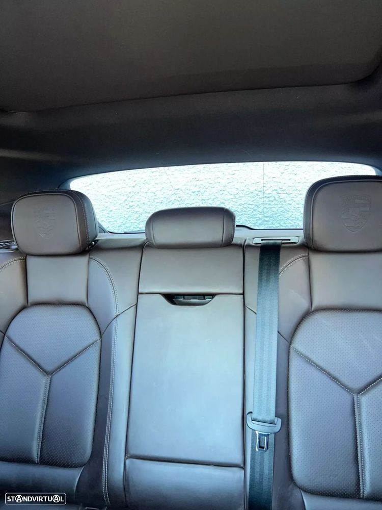 Porsche Macan - 48