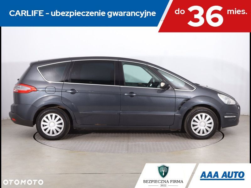 Ford S-Max - 8