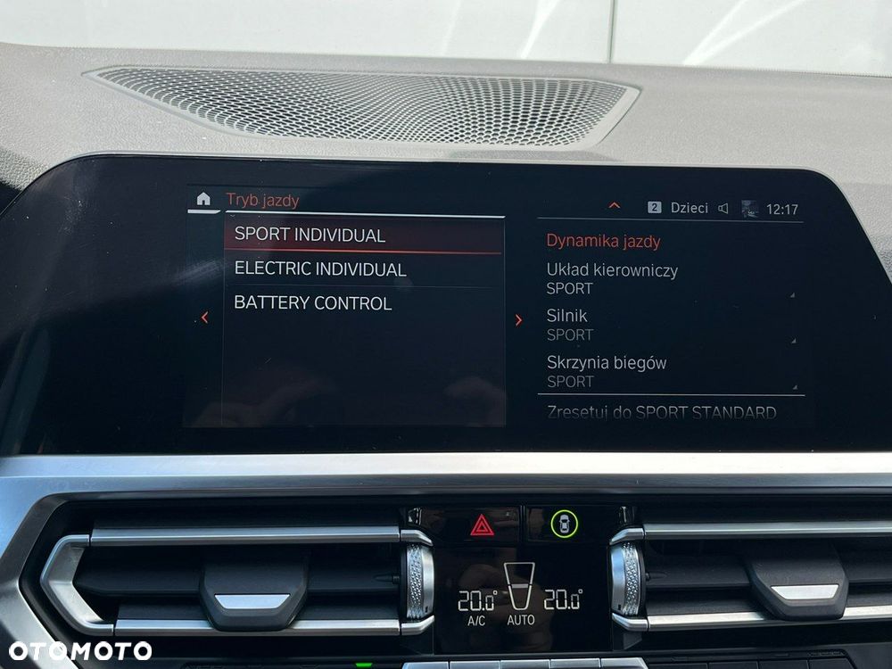 BMW Seria 3 330e xDrive M Sport - 31