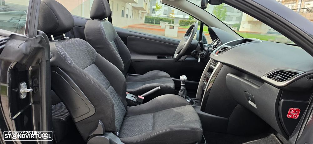 Peugeot 207 CC 1.6 HDi FAP - 9