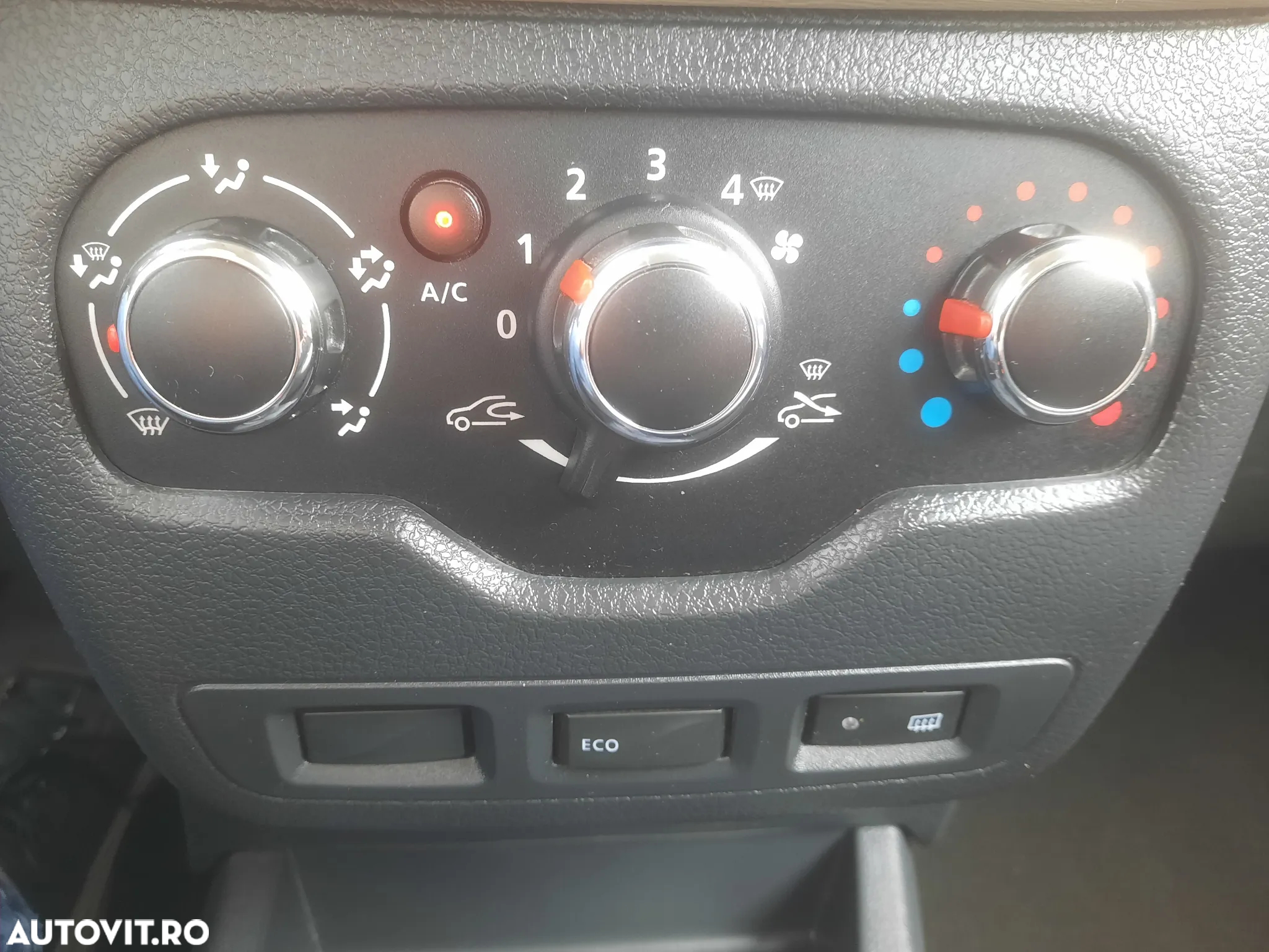 Dacia Lodgy 1.6 102 CP Laureate - 13
