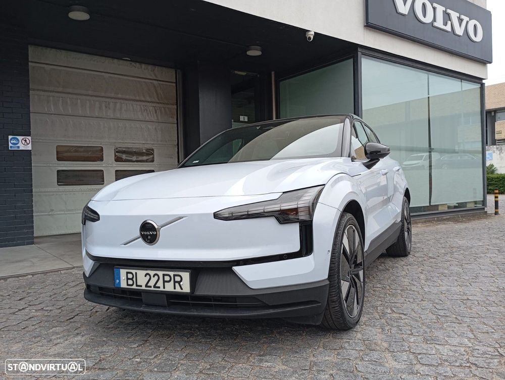 Volvo EX30 69 kWh Twin Motor Ultra - 1