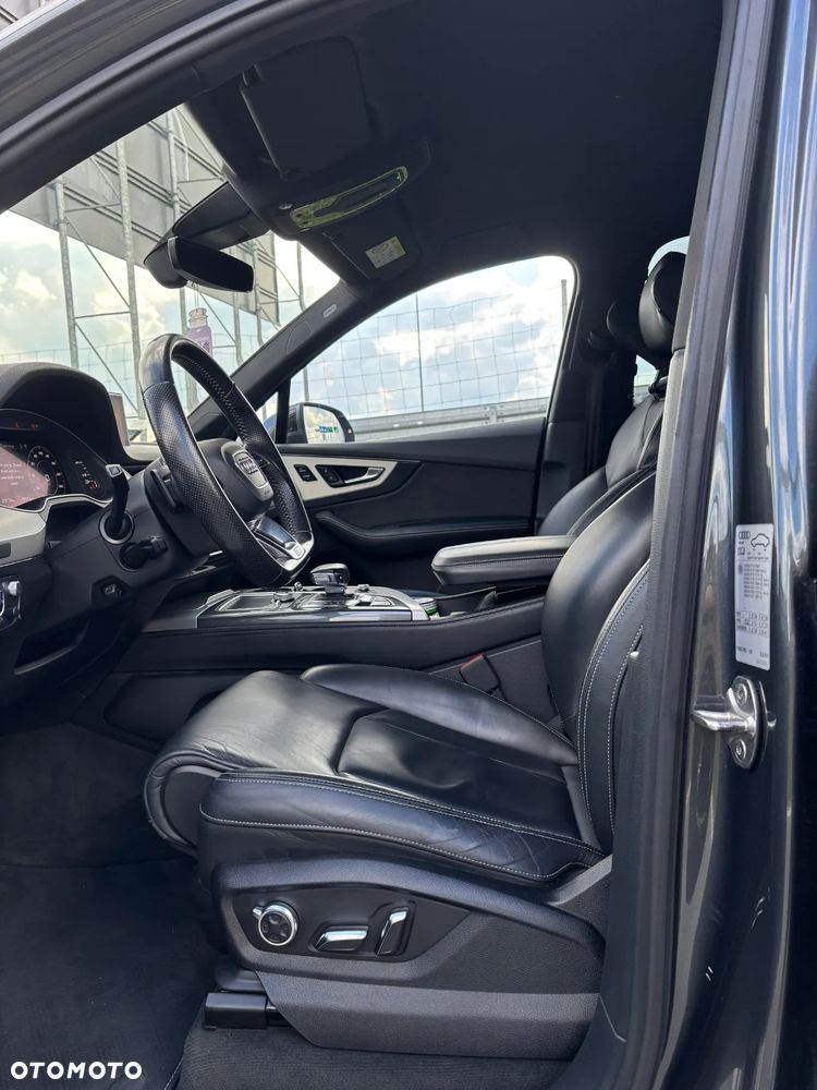 Audi Q7 3.0 TDI Quattro Tiptronic - 12