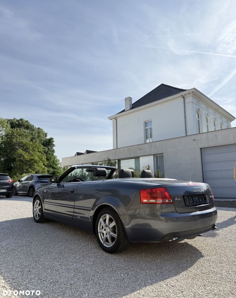Audi A4 Cabrio 2.0 TDI DPF - 10
