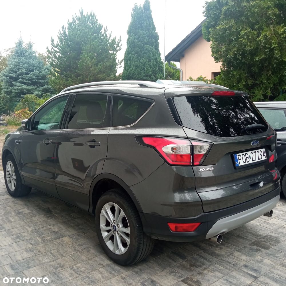 Ford Kuga - 2