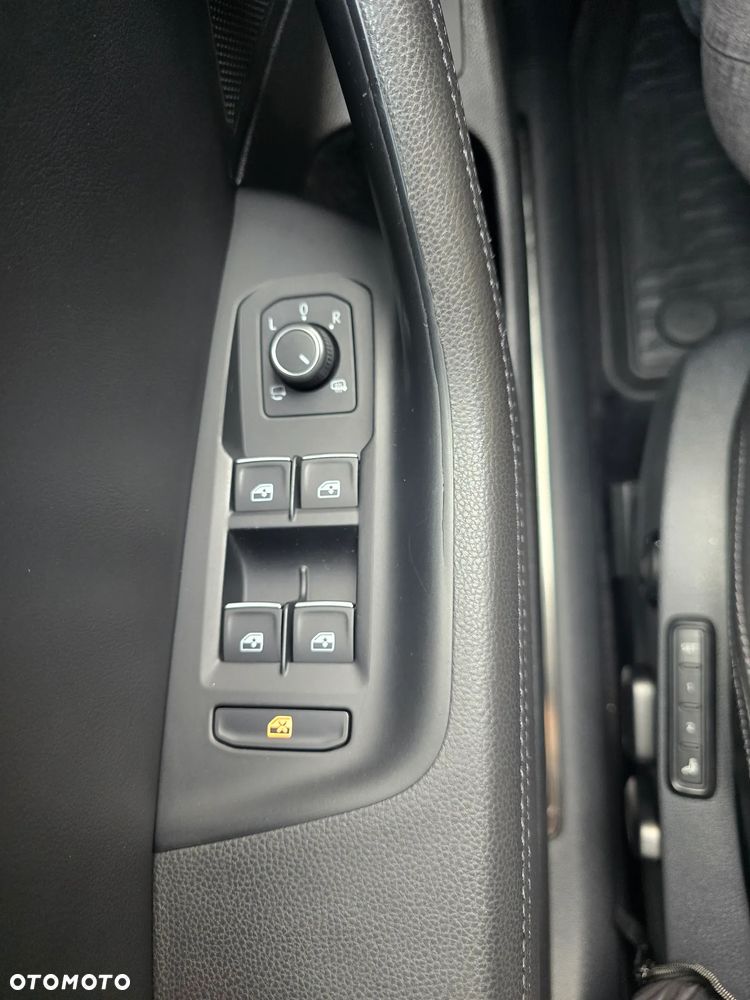 Volkswagen Passat Alltrack 2.0 TDI Bi-Turbo SCR 4Mot DSG - 12