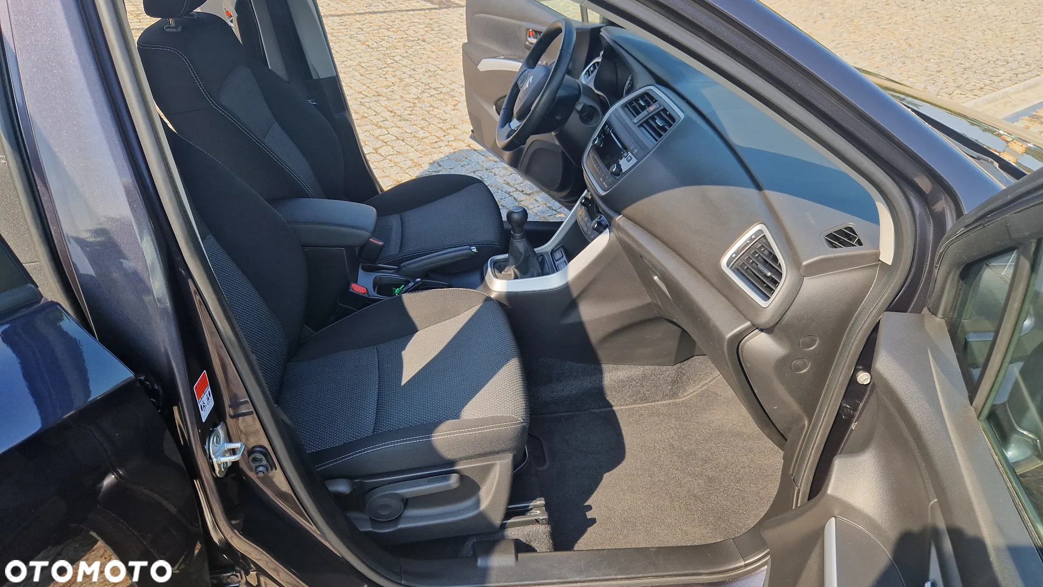 Suzuki SX4 S-Cross - 38
