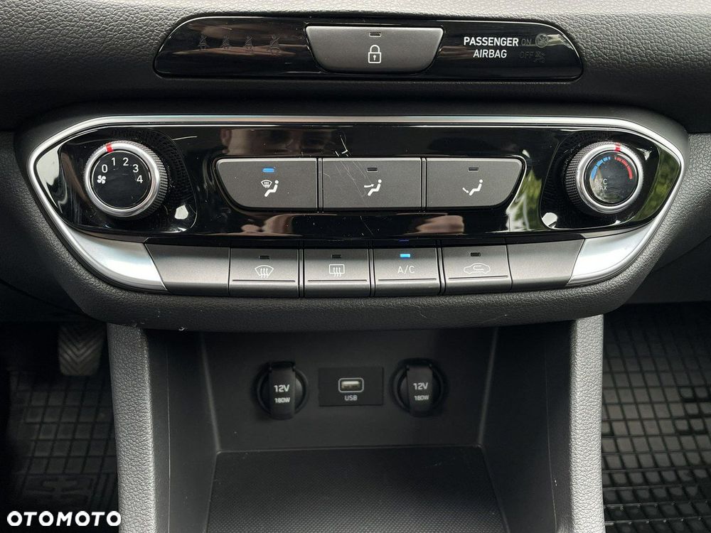 Hyundai i30 - 13