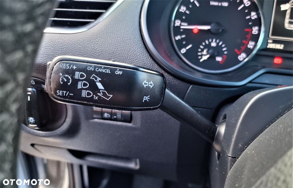 Skoda Octavia 2.0 TDI Ambition - 19