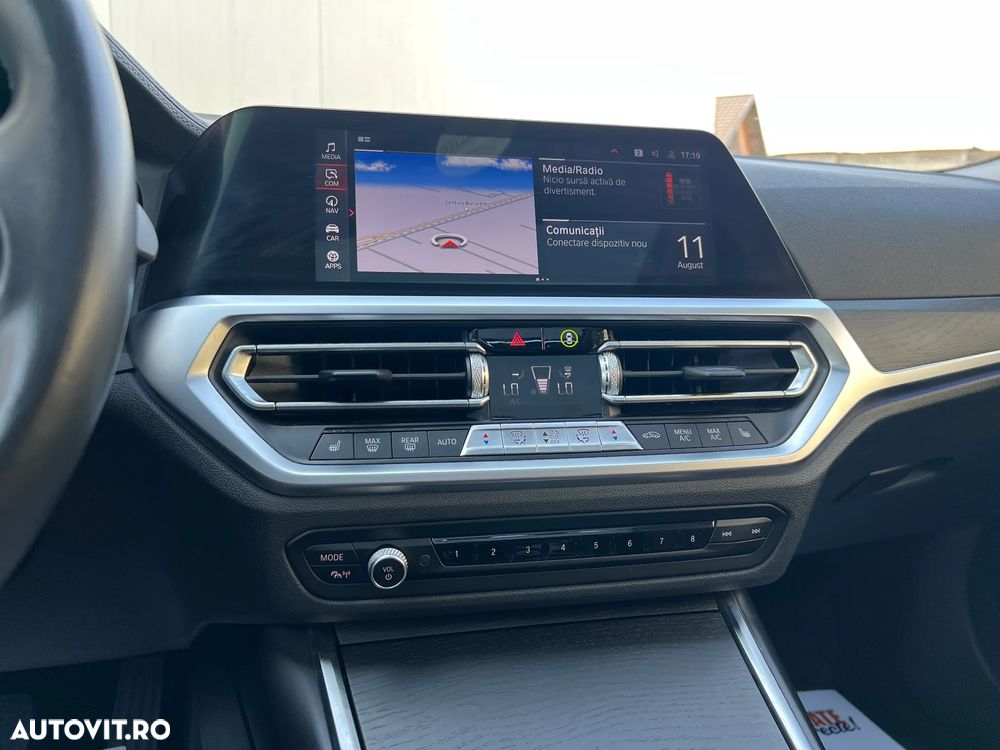 BMW Seria 3 320d xDrive AT MHEV - 17