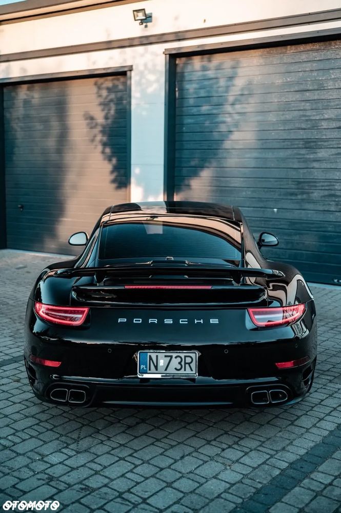 Porsche 911 Turbo - 22