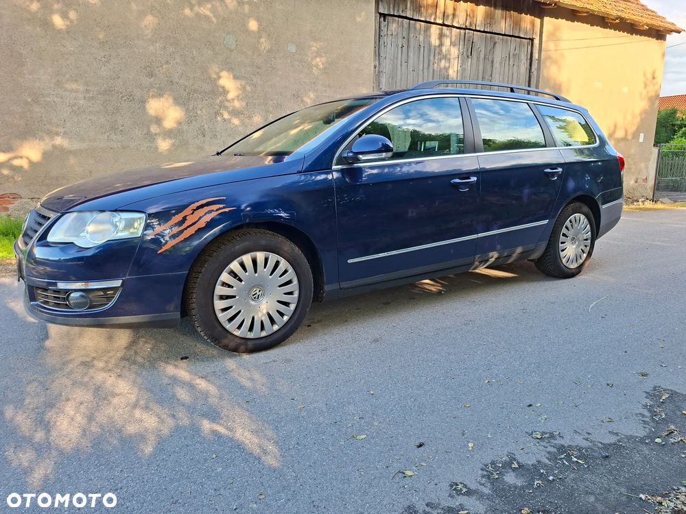 Volkswagen Passat 2.0 FSI Automatik Comfortline - 1
