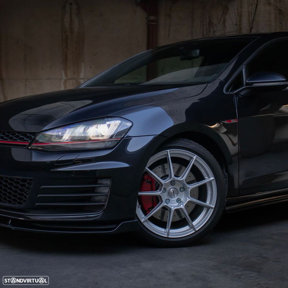 VW Golf GTI Performance BlueMotion DSG - 14