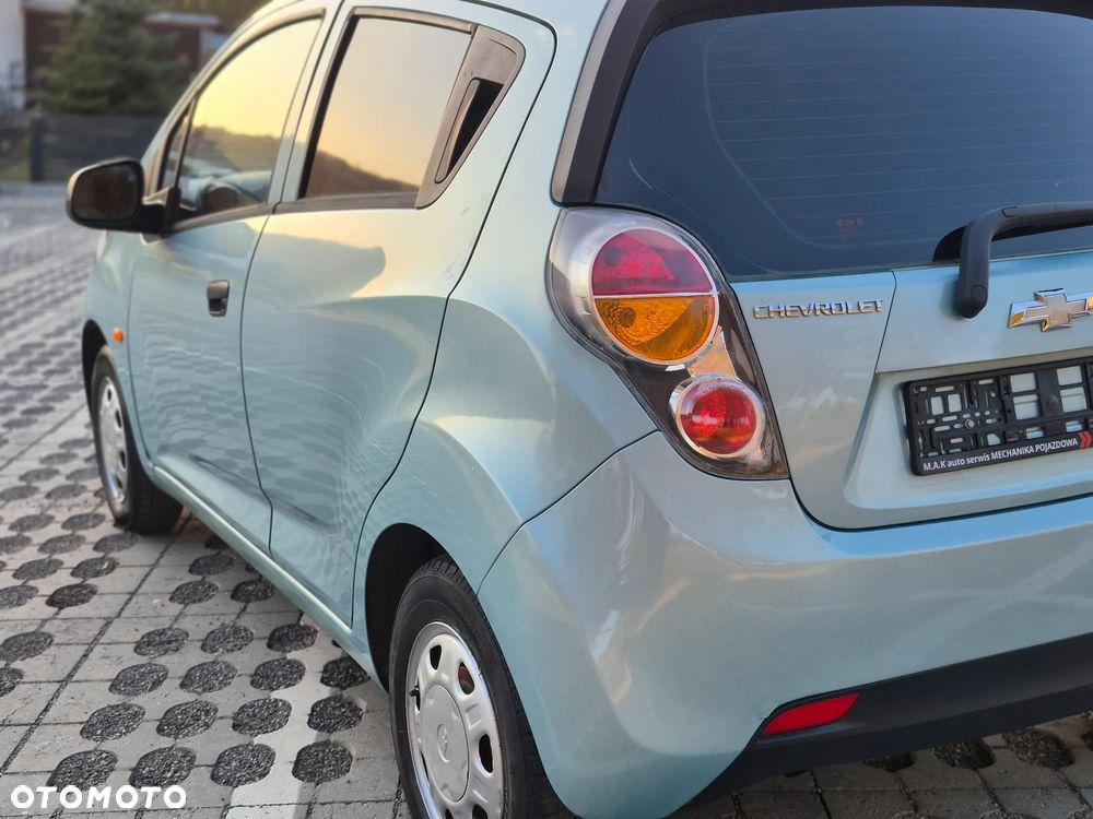 Chevrolet Spark 1.0 LT - 8