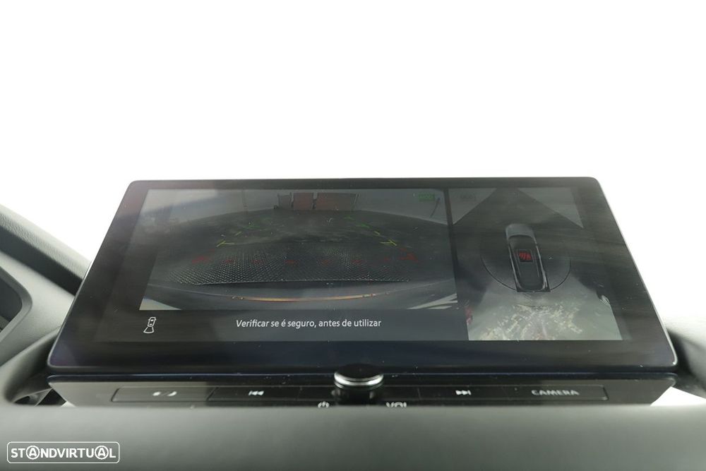 Nissan Qashqai 1.3 DIG-T N-Connecta Xtronic - 11