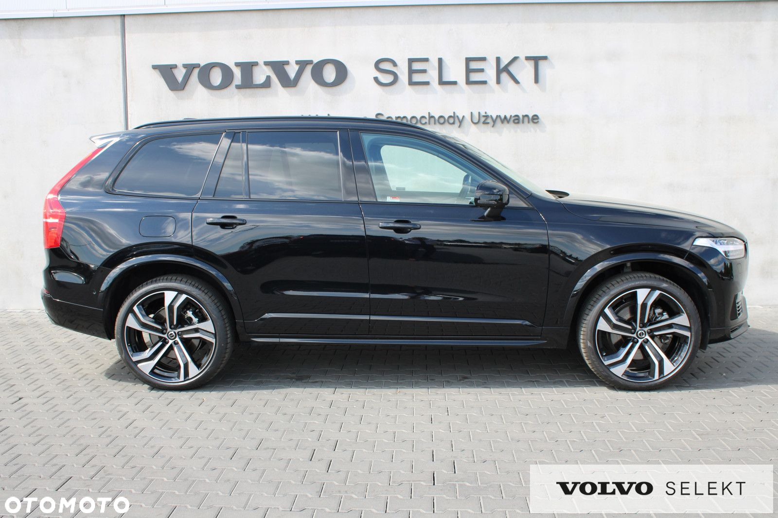 Volvo XC 90 - 9