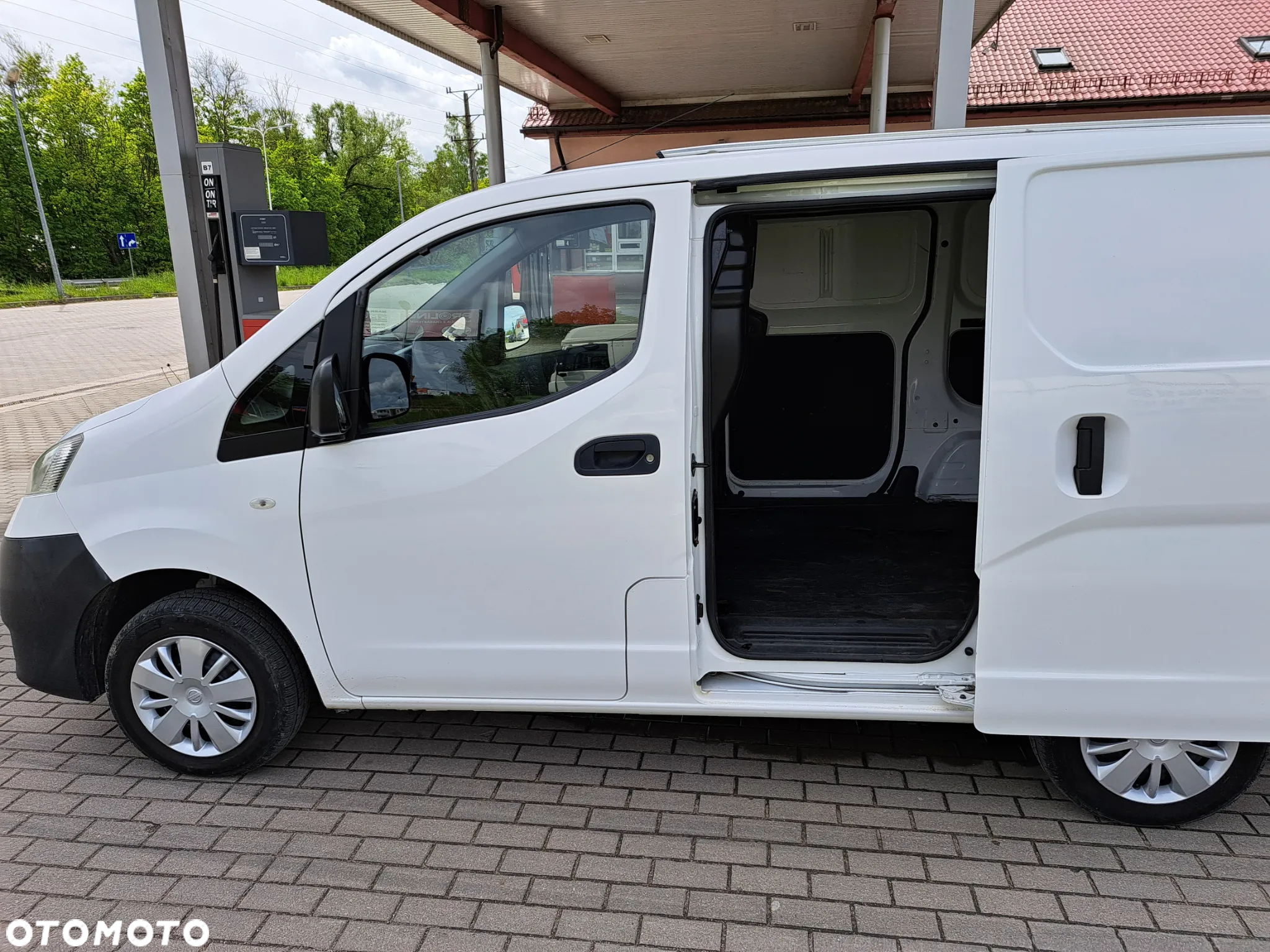 Nissan NV200 - 23