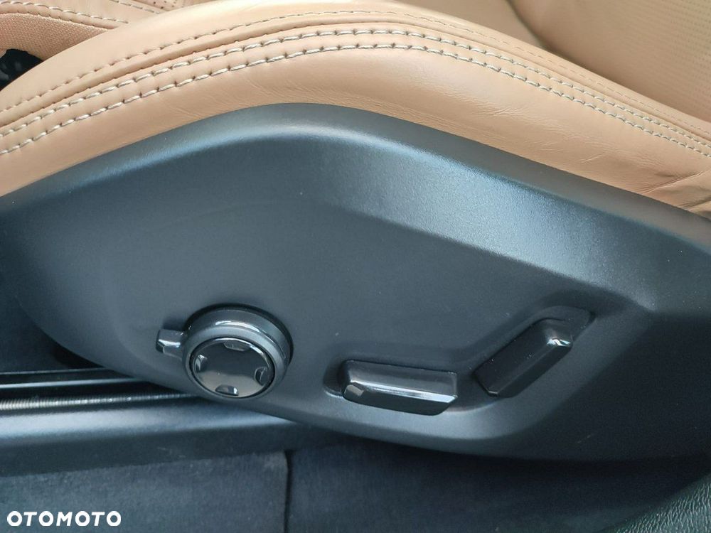 Volvo XC 60 T5 AWD Inscription - 30