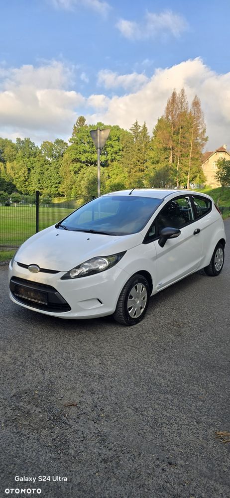 Ford Fiesta - 2