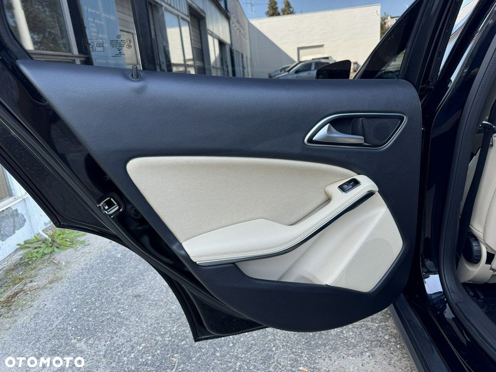 Mercedes-Benz GLA 180 (CDI) d - 31