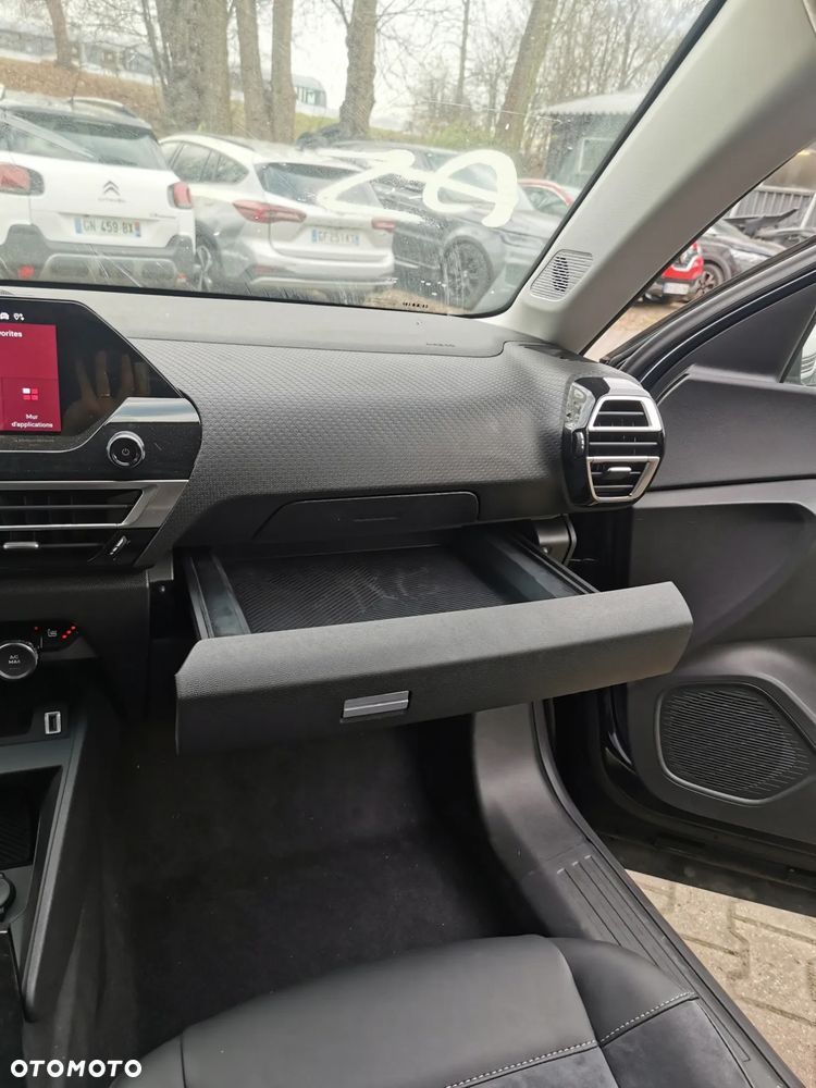 Citroën C4 Hybrid 136 ë-DSC6 PLUS - 31