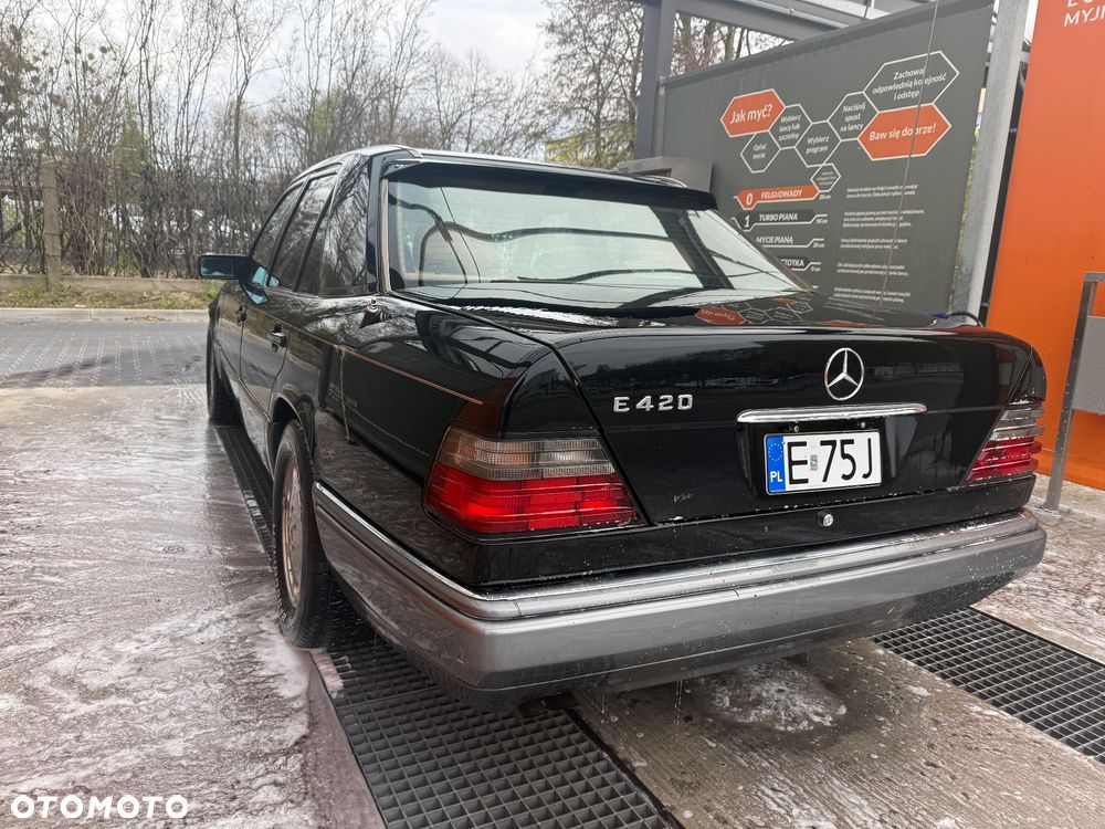 Mercedes-Benz Klasa E 420 - 4