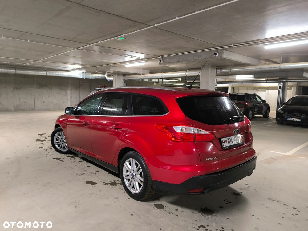 Ford Focus 2.0 TDCi DPF Titanium - 11