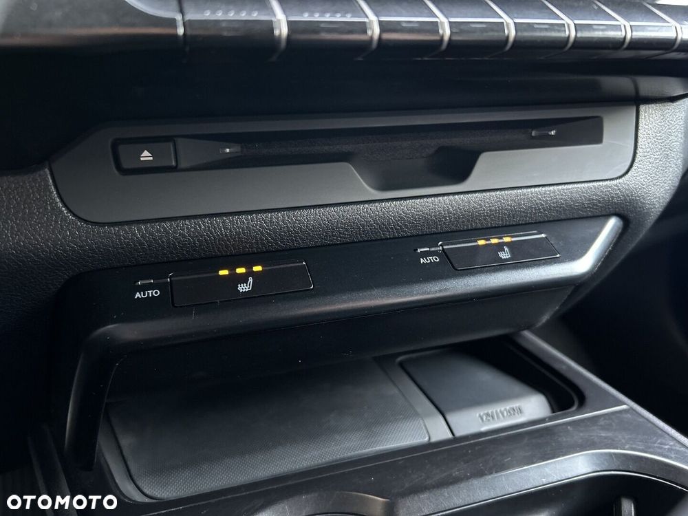 Lexus UX 250h GPF F Impression 2WD - 20
