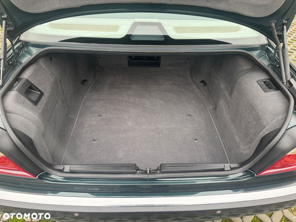 BMW Seria 7 750i - 34
