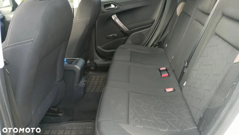 Peugeot 2008 1.2 Pure Tech Active - 10