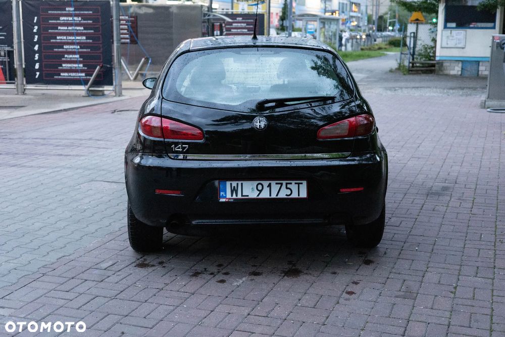 Alfa Romeo 147 - 5