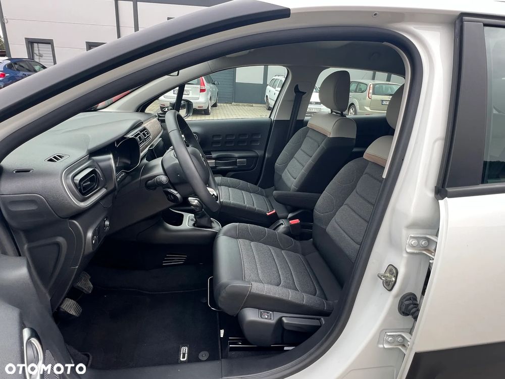 Citroën C3 1.2 PureTech Shine - 10