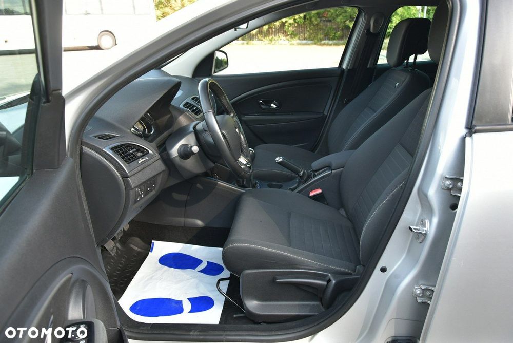 Renault Megane 1.5 dCi Limited - 15