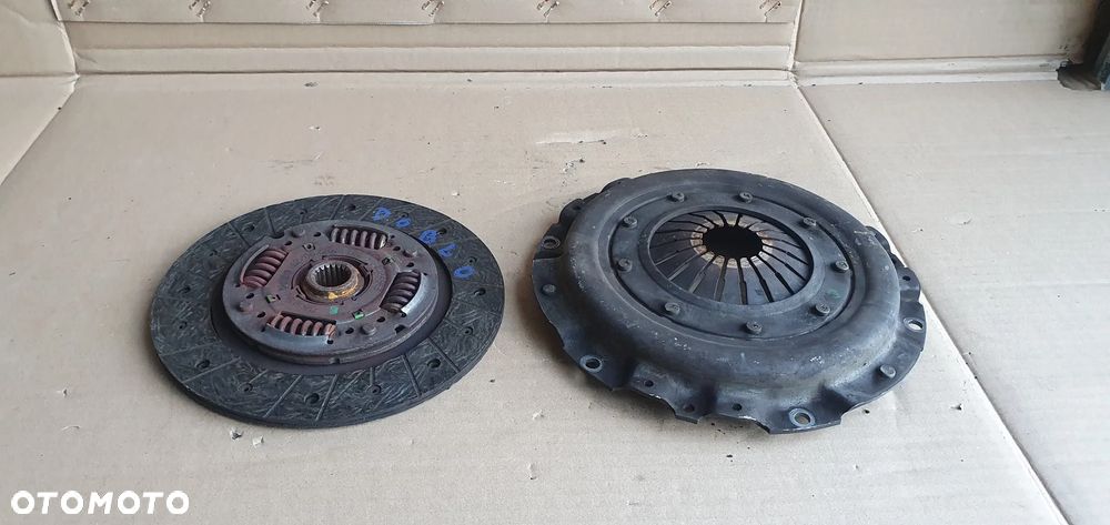 Sprzęgło tarcza docisk Valeo Fiat Doblo I Lift 1.3 Multijet 1024963 - 2