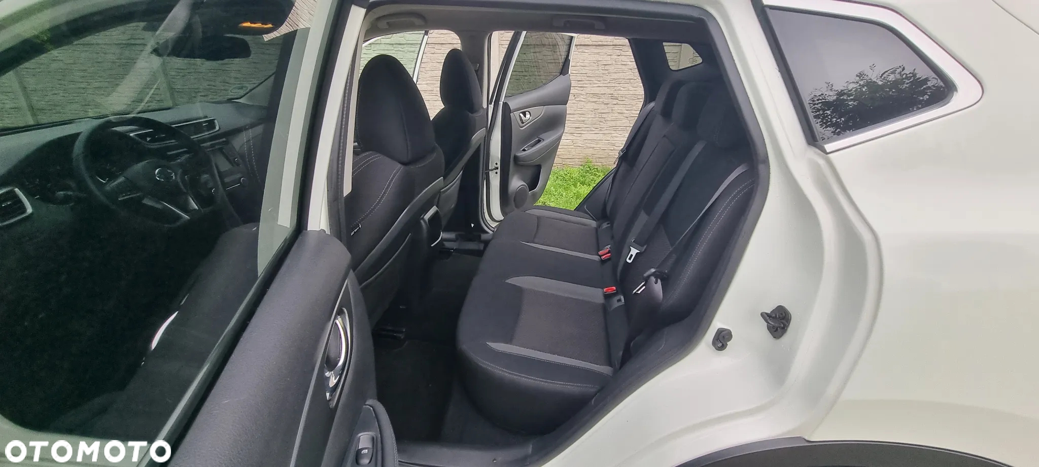 Nissan Qashqai 1.3 DIG-T TEKNA - 18