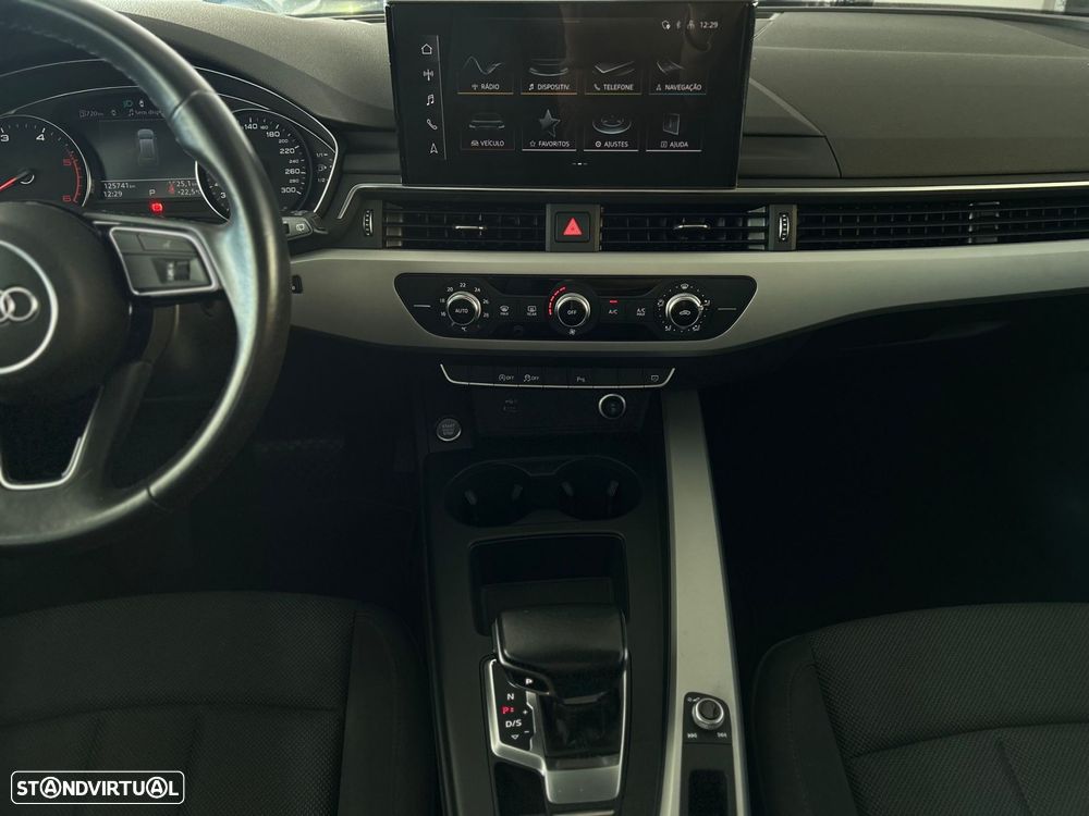 Audi A4 Avant — fotografia 14