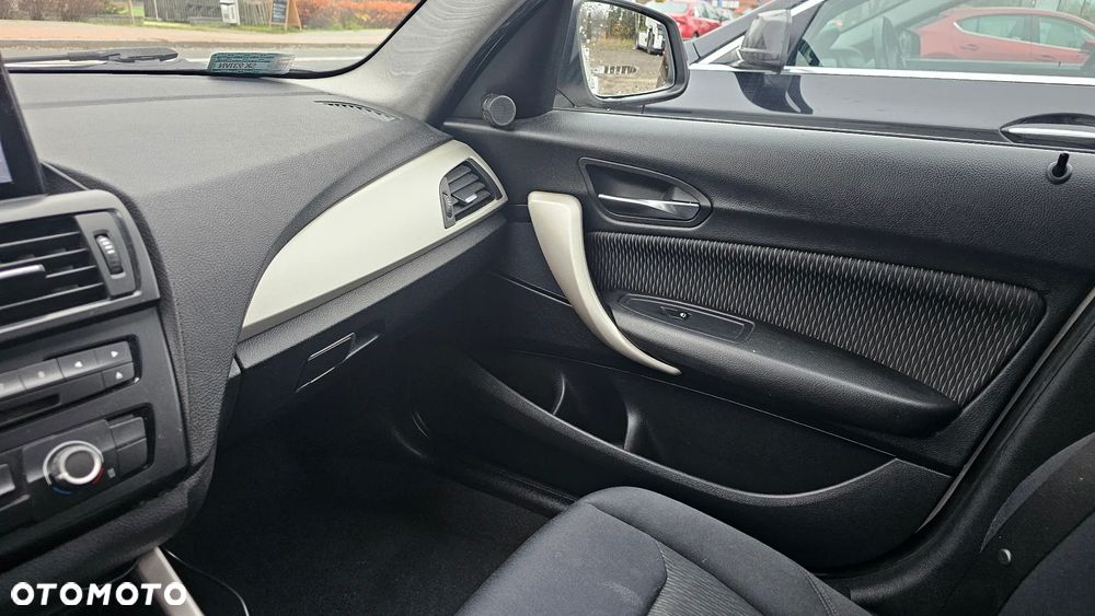 BMW Seria 1 116d EfficientDynamics Sport Line - 10