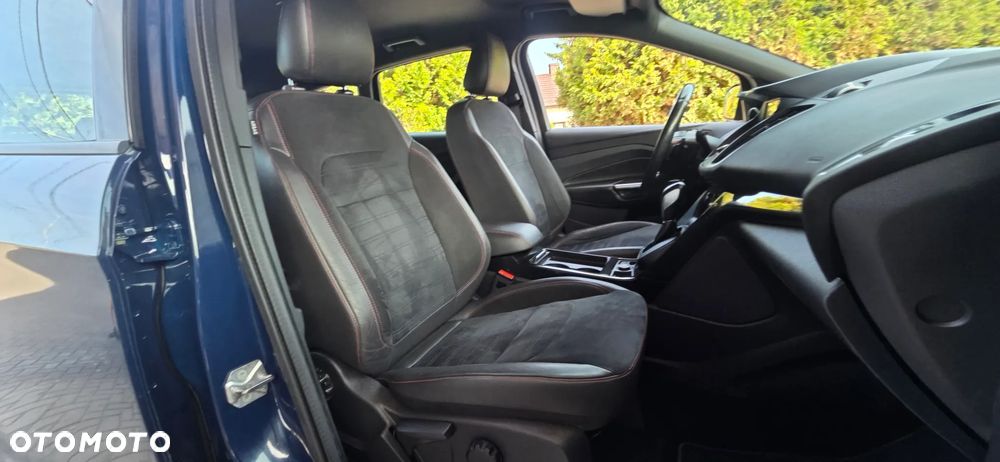 Ford Kuga 1.5 EcoBoost 4x4 ST-Line - 34