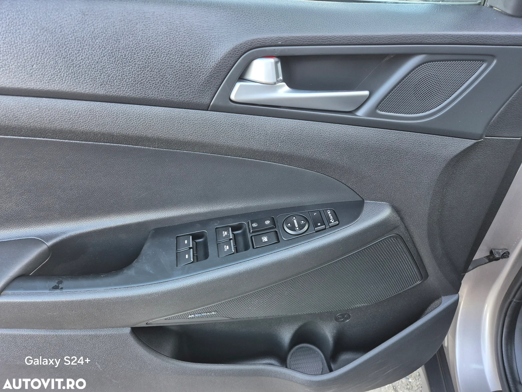 Hyundai Tucson 2.0 CRDI 4WD 6AT Premium+ - 21