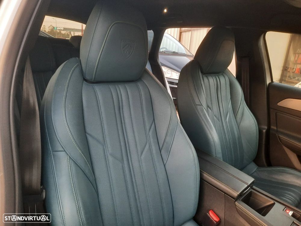 Peugeot 308 1.6 Hybrid GT Pack e-EAT8 - 31