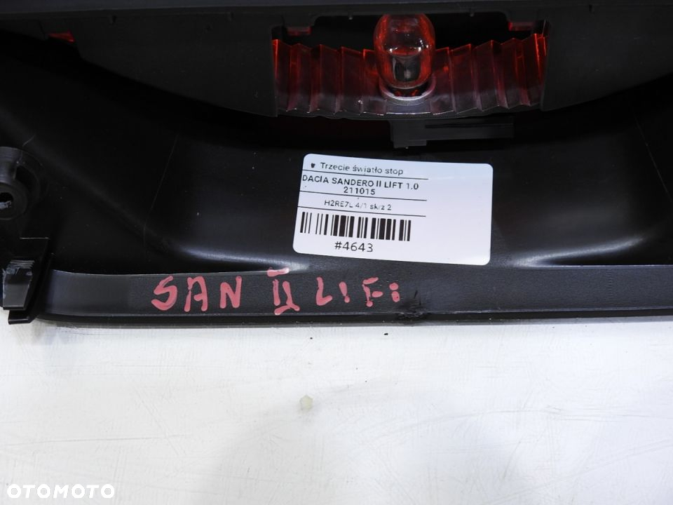 ŚWIATŁO STOP STOPU DACIA SANDERO II LIFT - 3