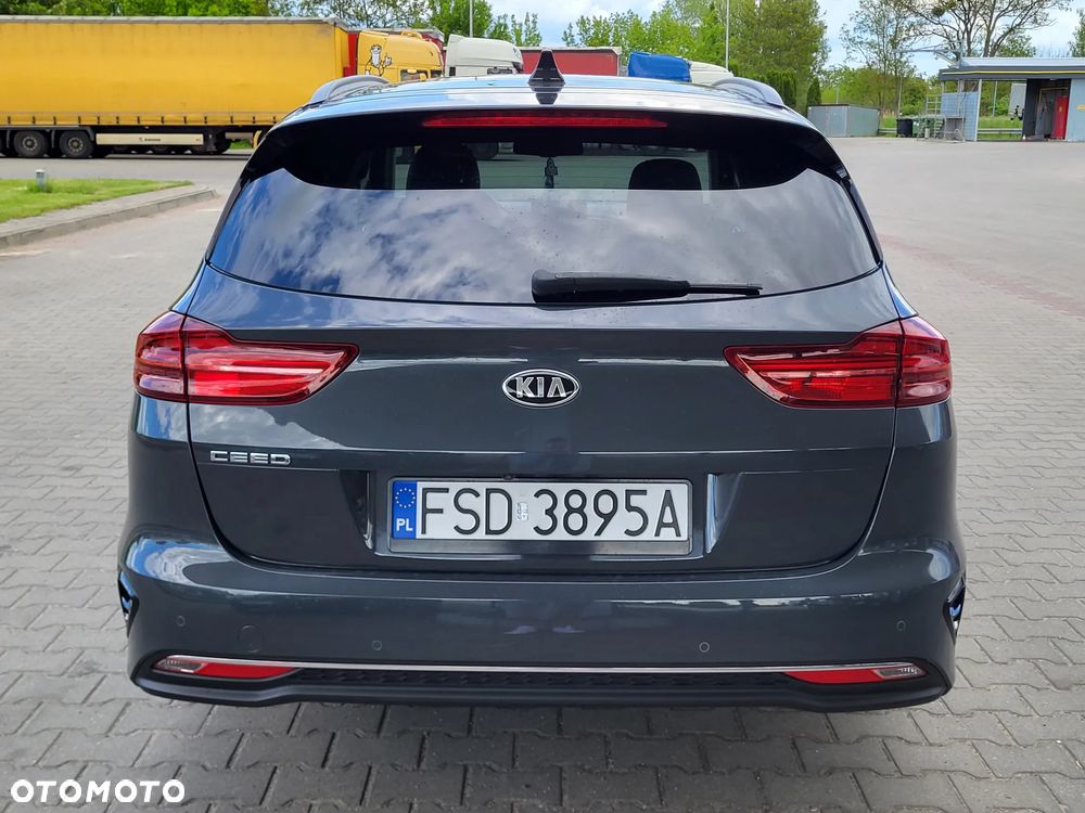 Kia Ceed 1.4 T-GDI L Business Line Plus - 9