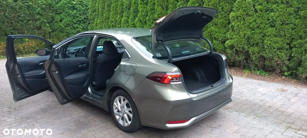 Toyota Corolla - 32